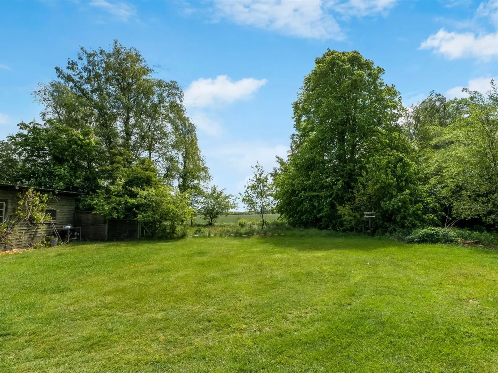 "Aatos" - 2km from the sea-Outside