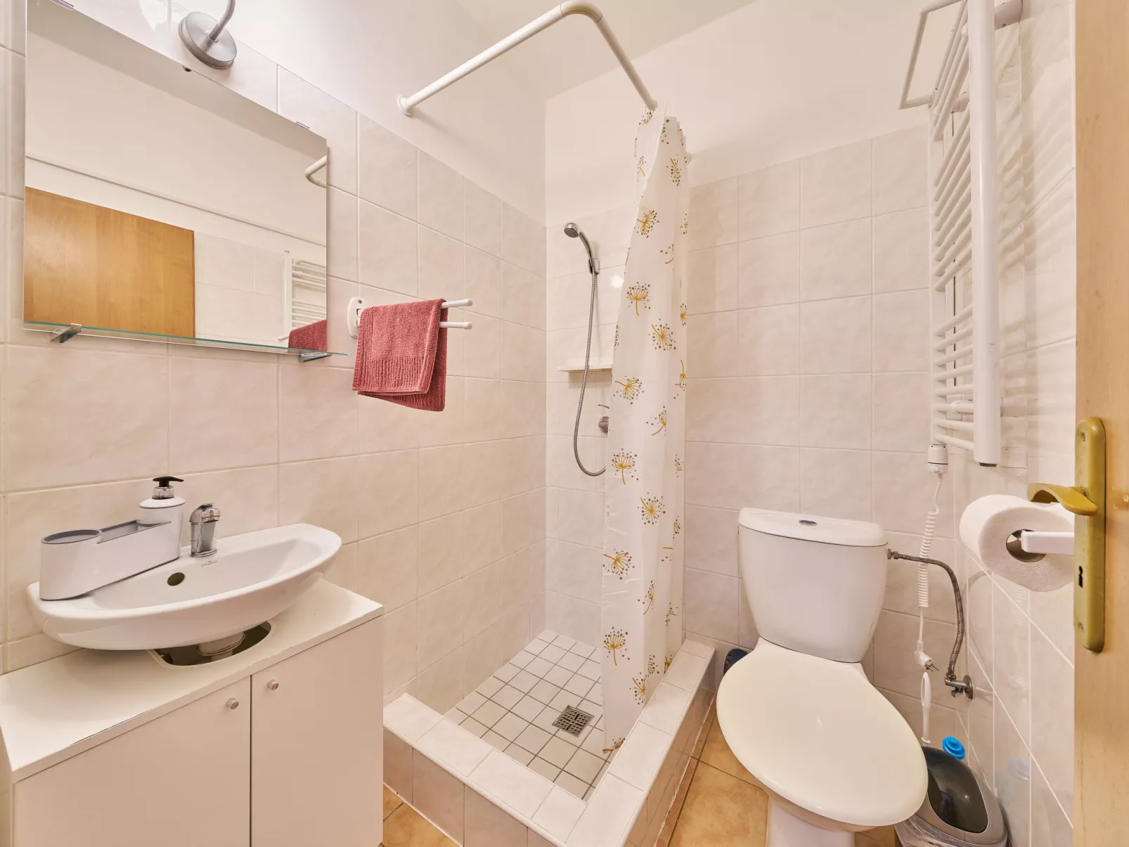 U Švýcarského dvora-Inside