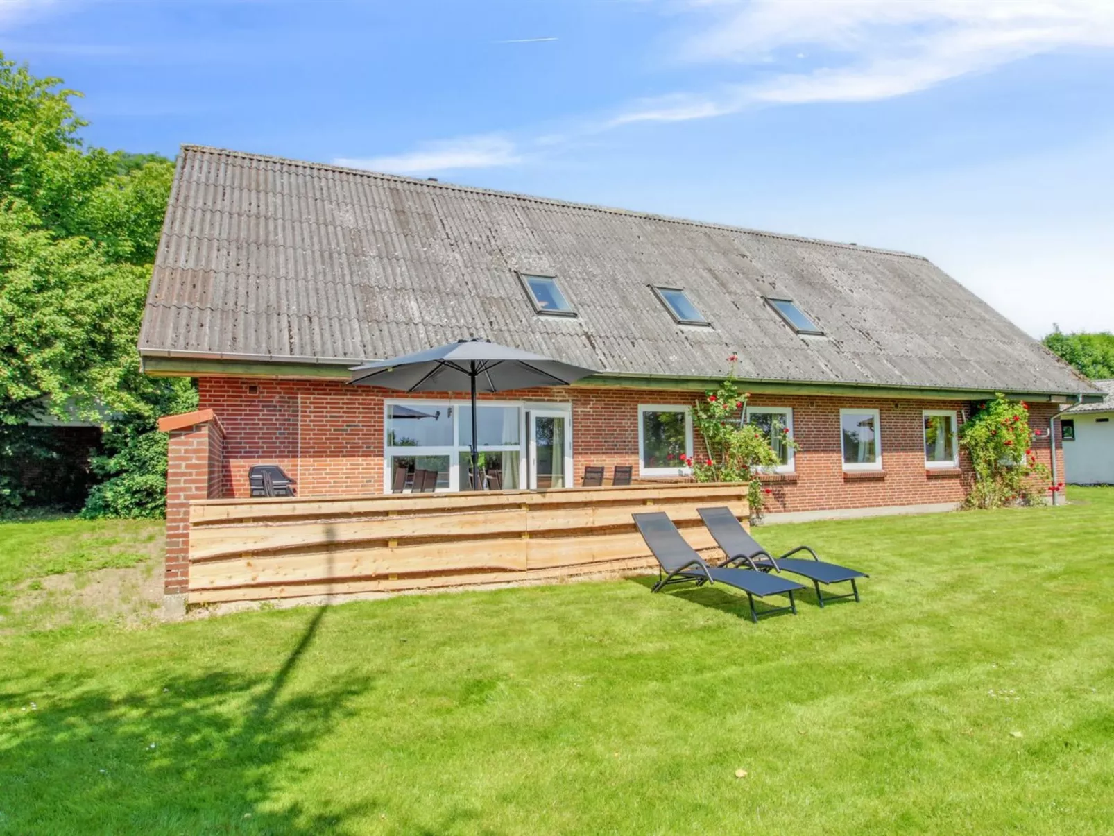 "Drine" - 19km from the sea-Outside