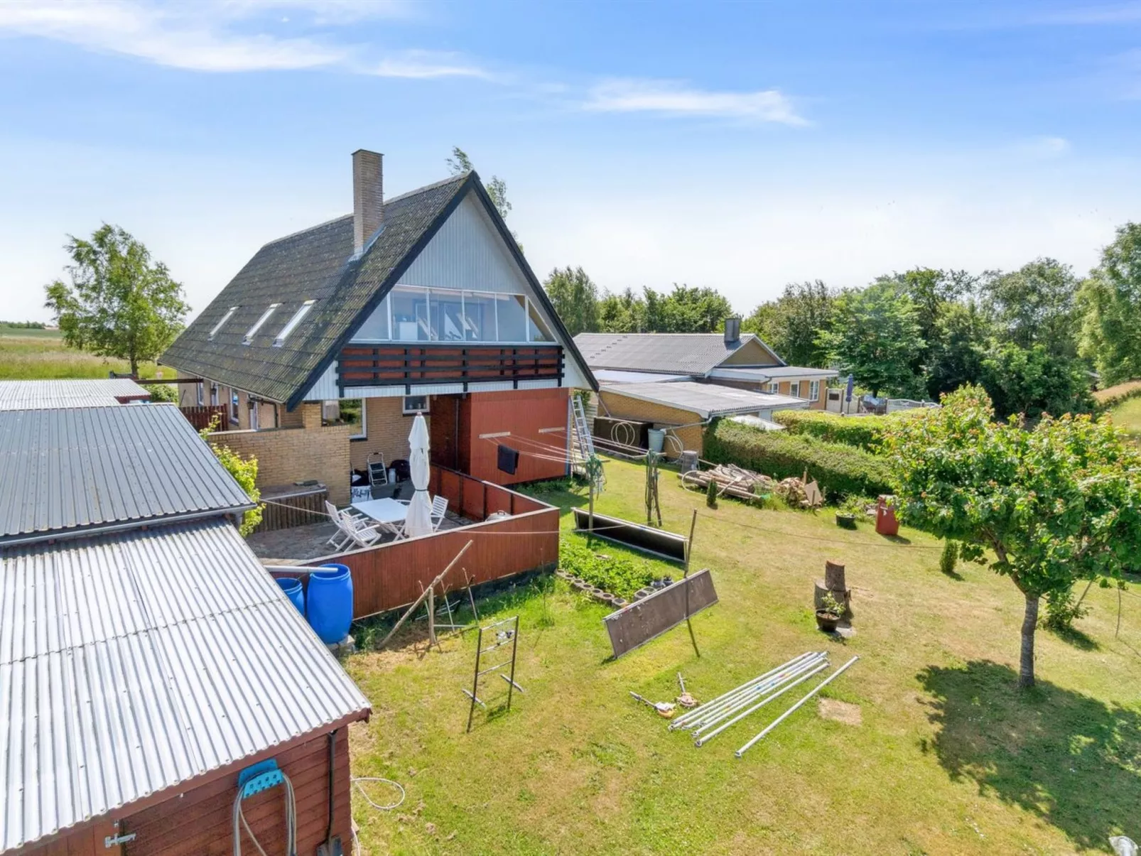 "Lacey" - 4km from the sea-Outside