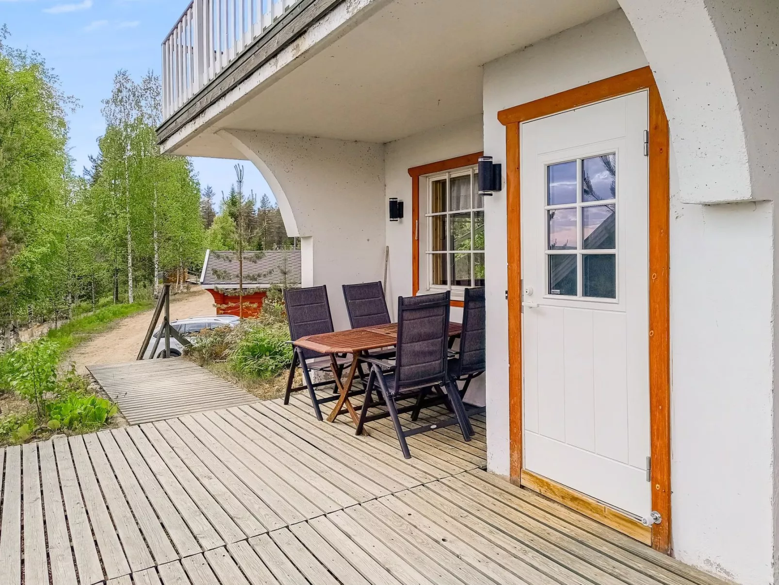 Mukalilla, paritalo sis loppusiivouksen-Dedans