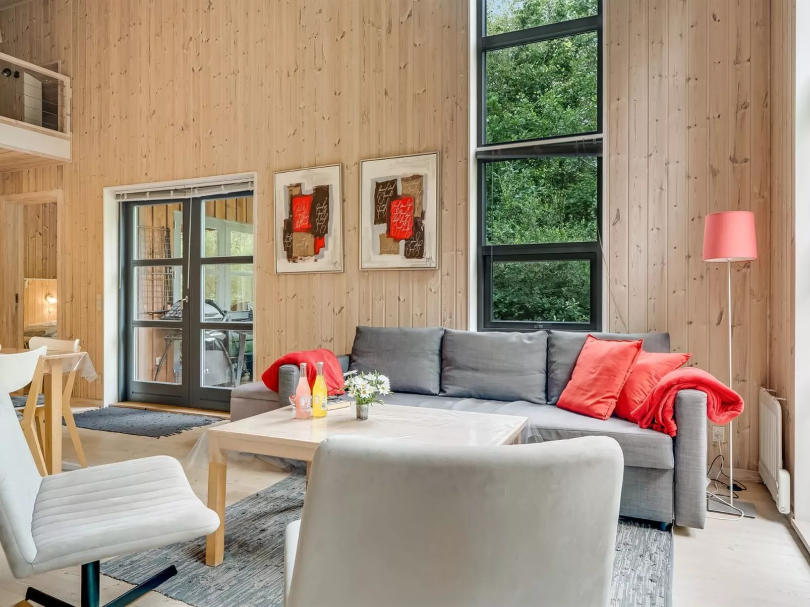 "Suna" -  from the sea-Inside