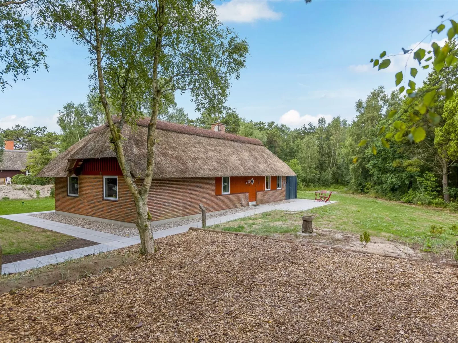 "Menard" - 1.2km from the sea-Outside