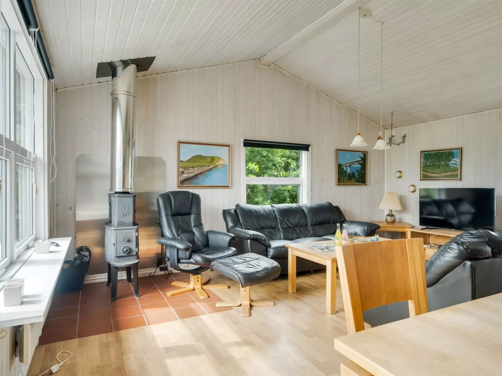 "Claudine" - 700m from the sea-Drinnen