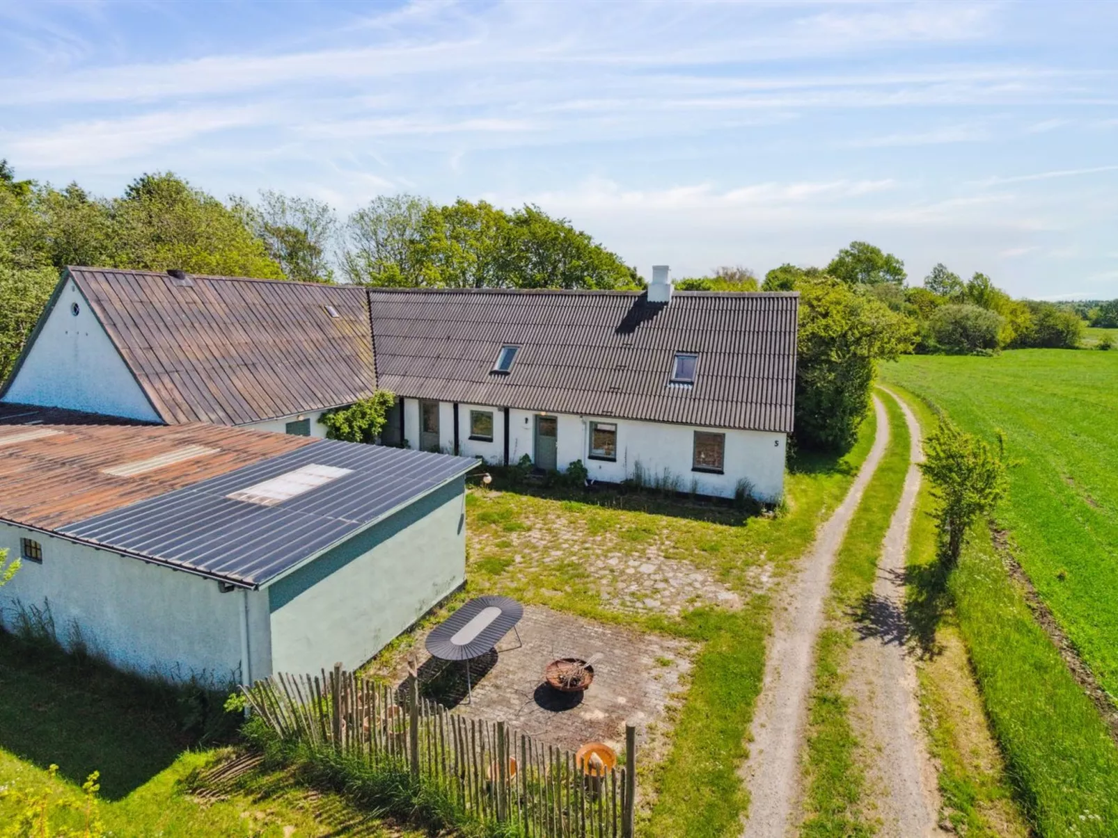 "Aarni" - 6.5km from the sea-Outside