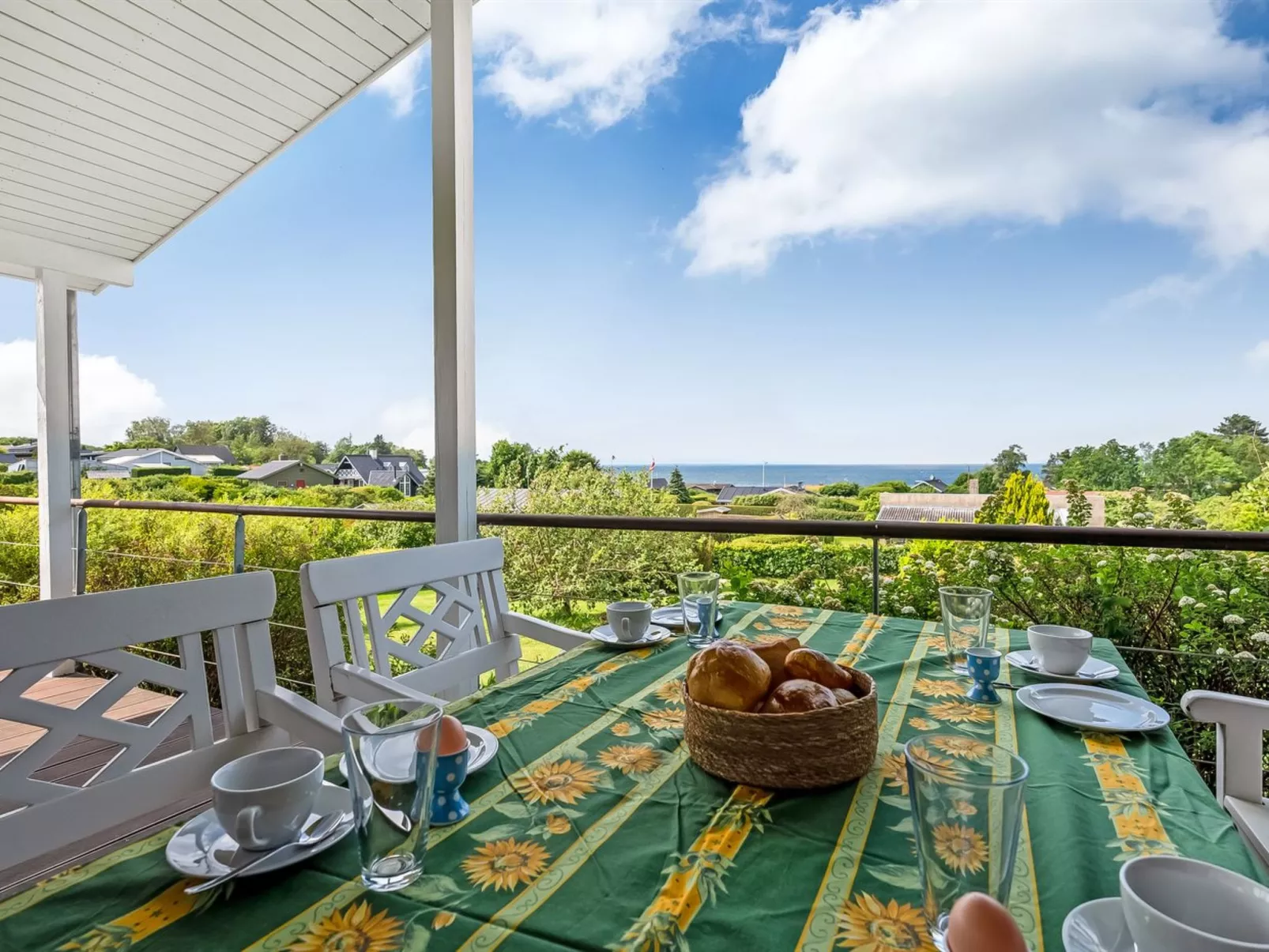 "Akira" - 250m from the sea-Dehors