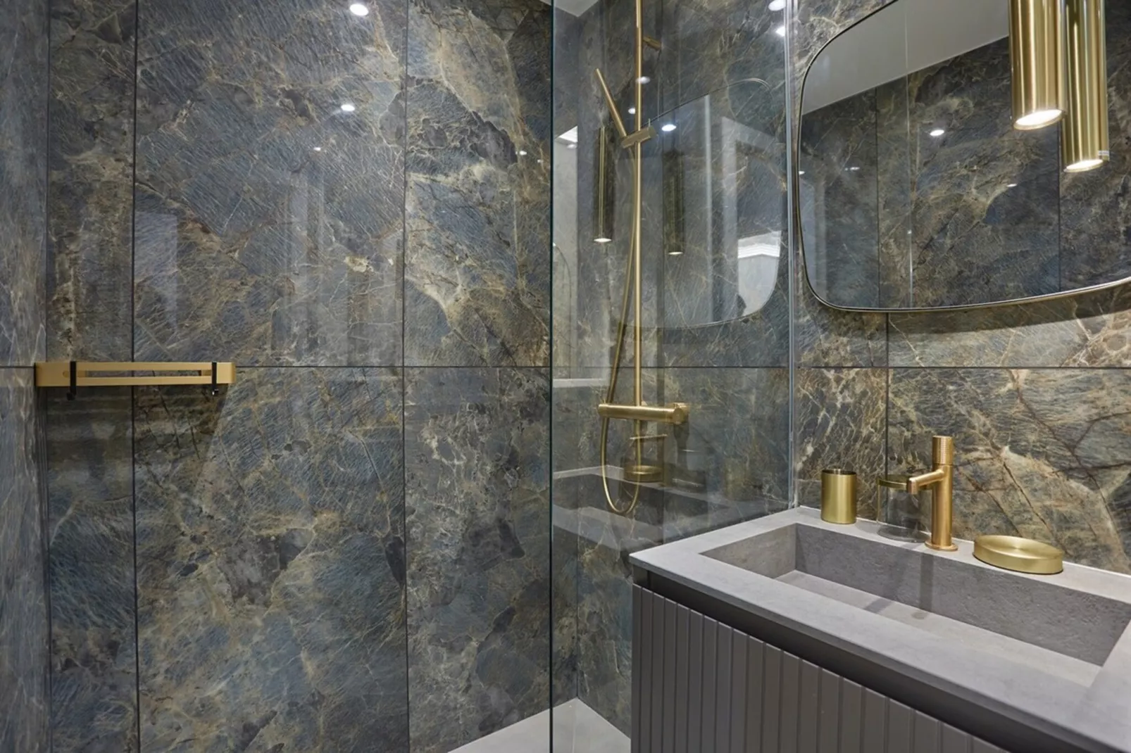 BOETIE 2 NEW-Non tagué