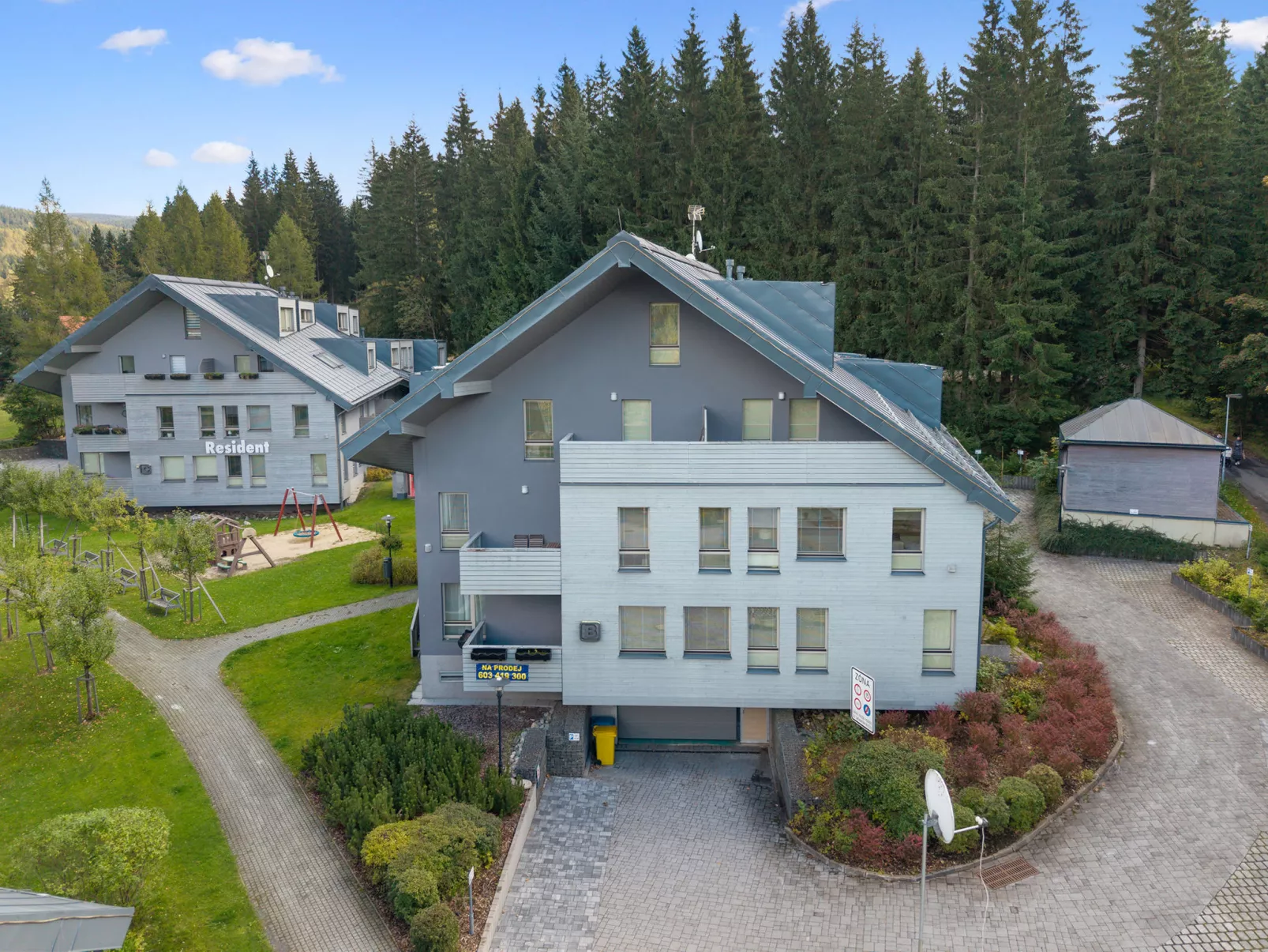 Resident Harrachov B-Draußen