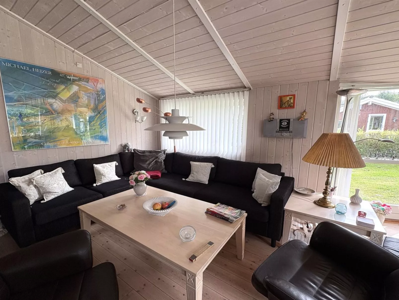 "Rikhard" - 175m to the fjord-Inside