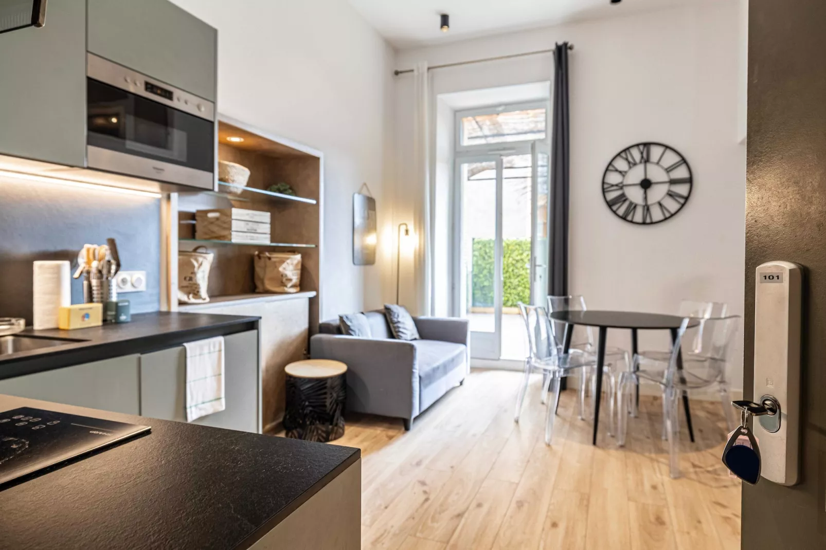 GF-11-GARIBALDI-101-Kitchen