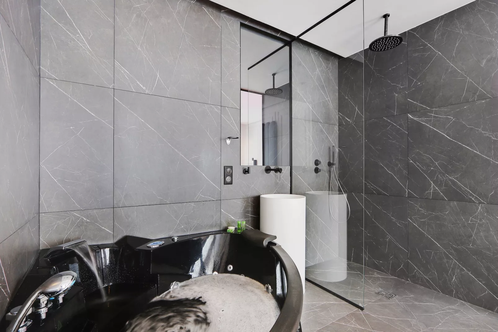 FDL-19-SEBASTOPOL 4-Image-tags.