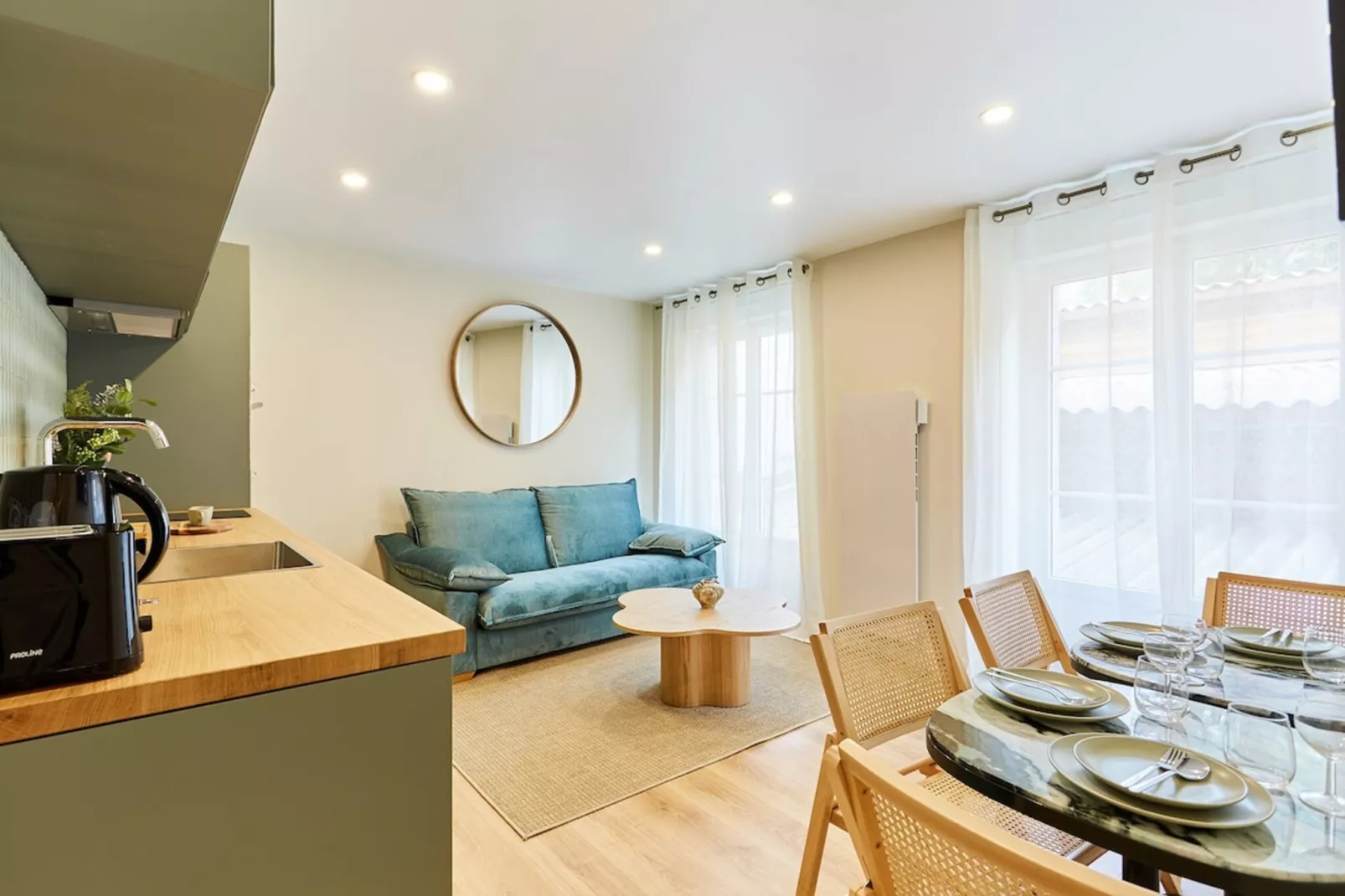 AVRON 1 NEW-Nicht zugeordnet