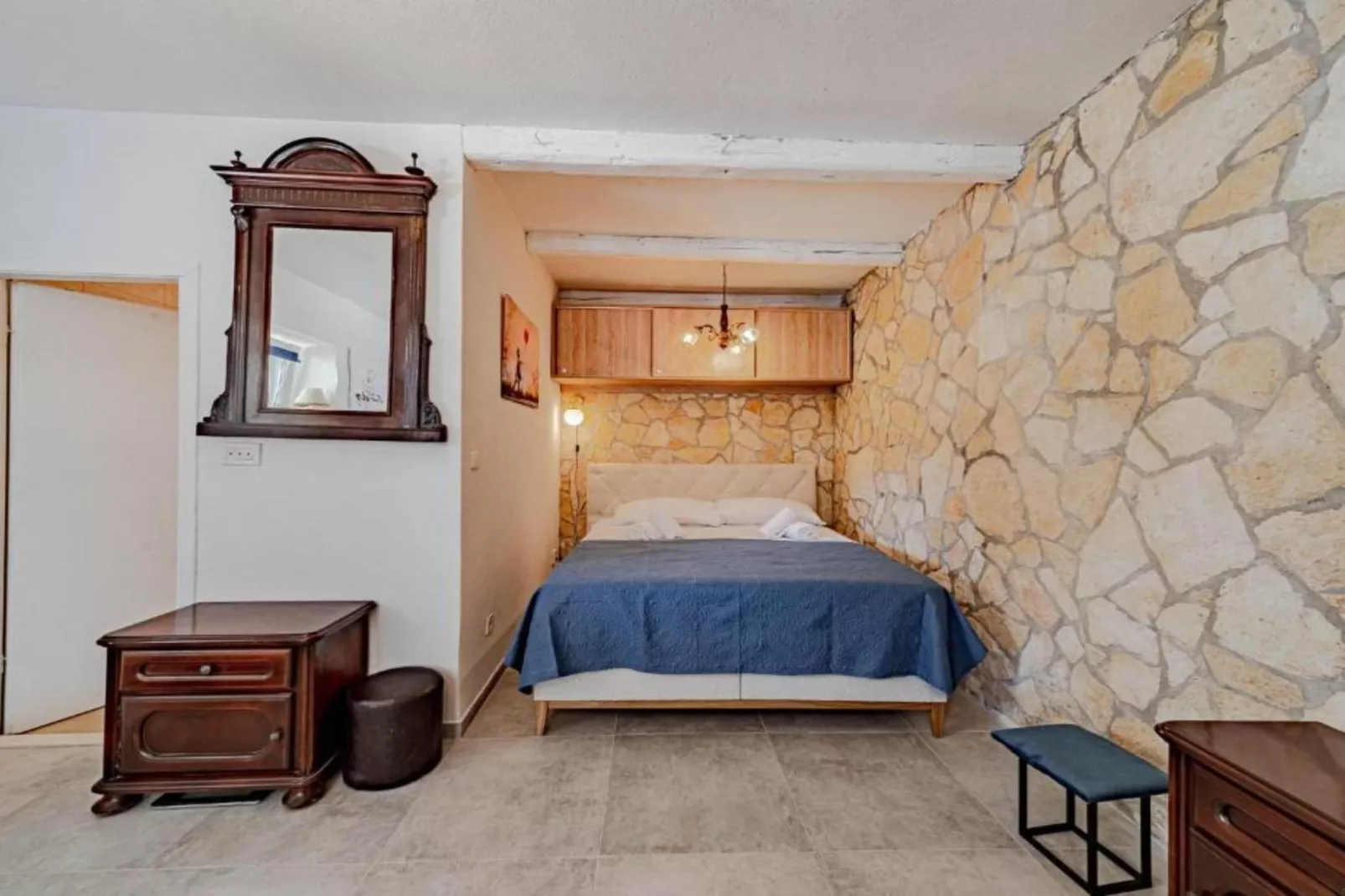 Natur Olive House Ston-Bedroom