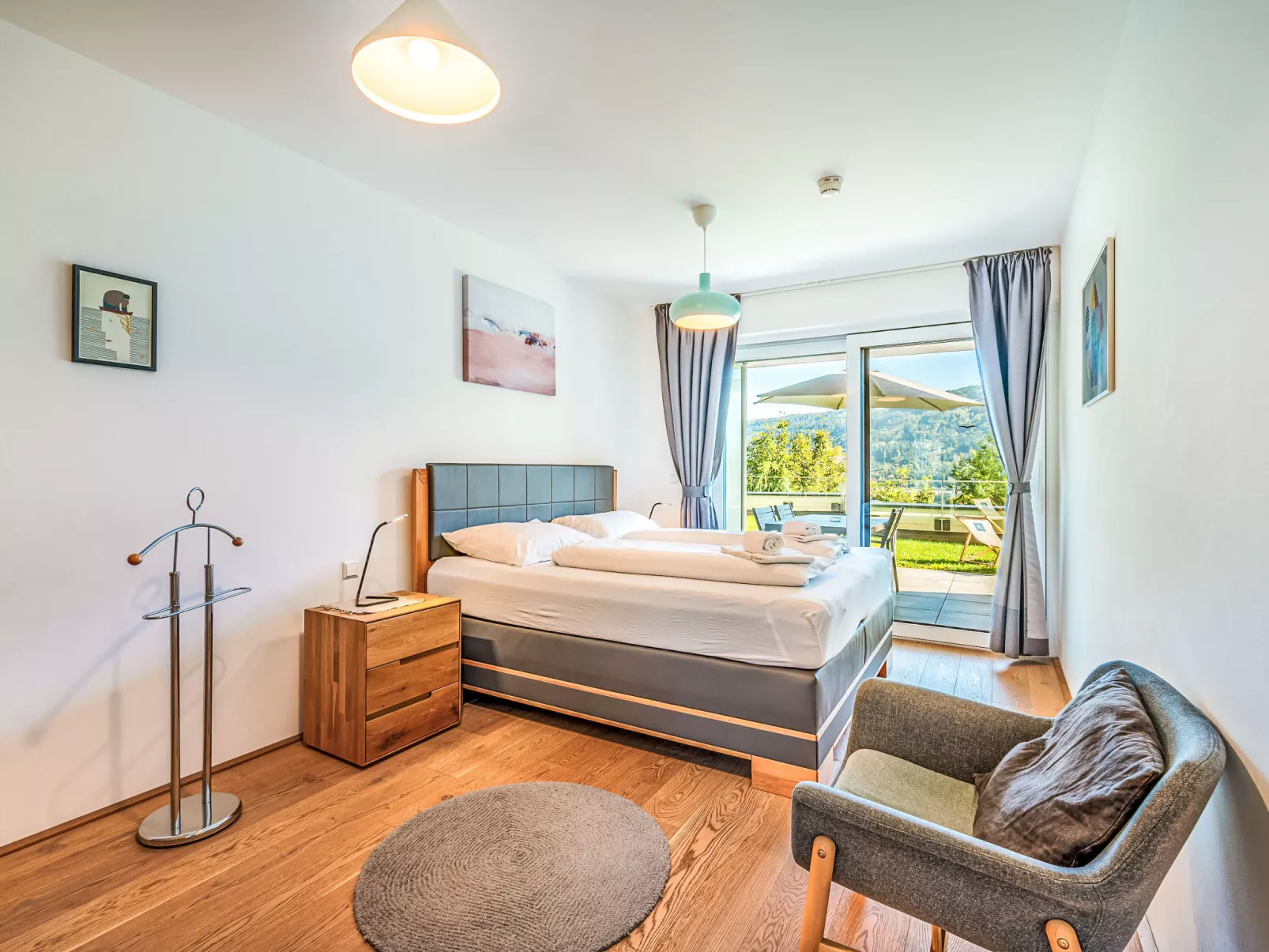 Top 5 Alpe maritima Seeblick+Bergkulisse-Inside