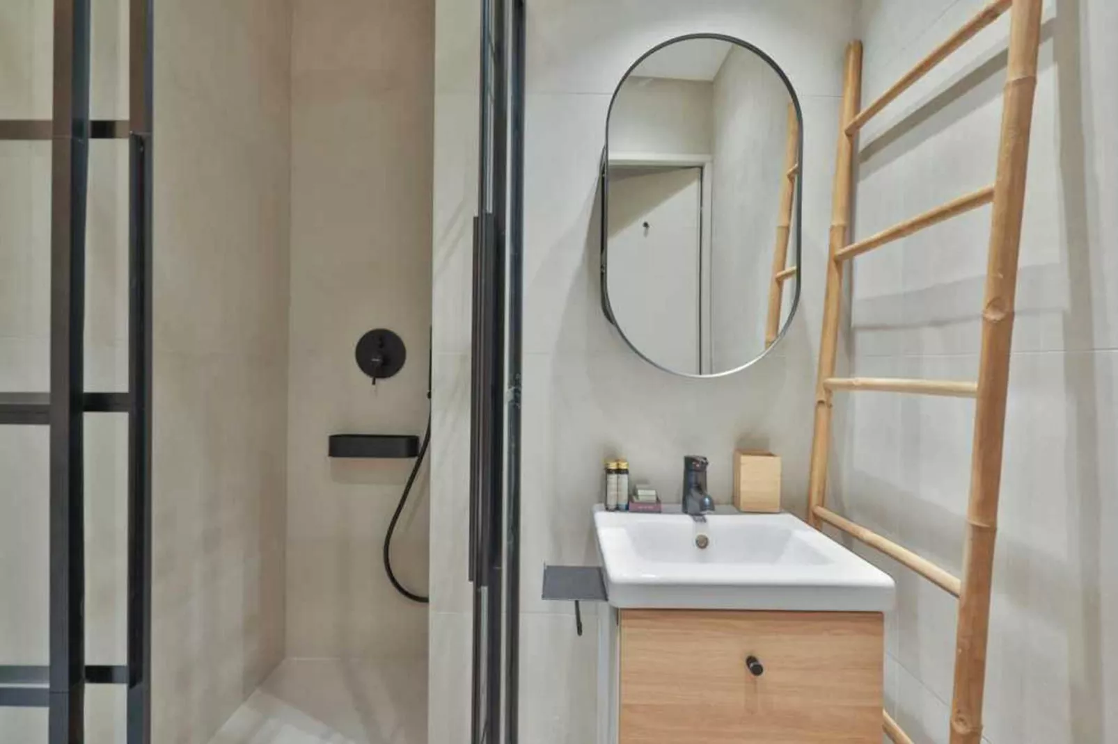 SC-5-BLACHE-Untagged