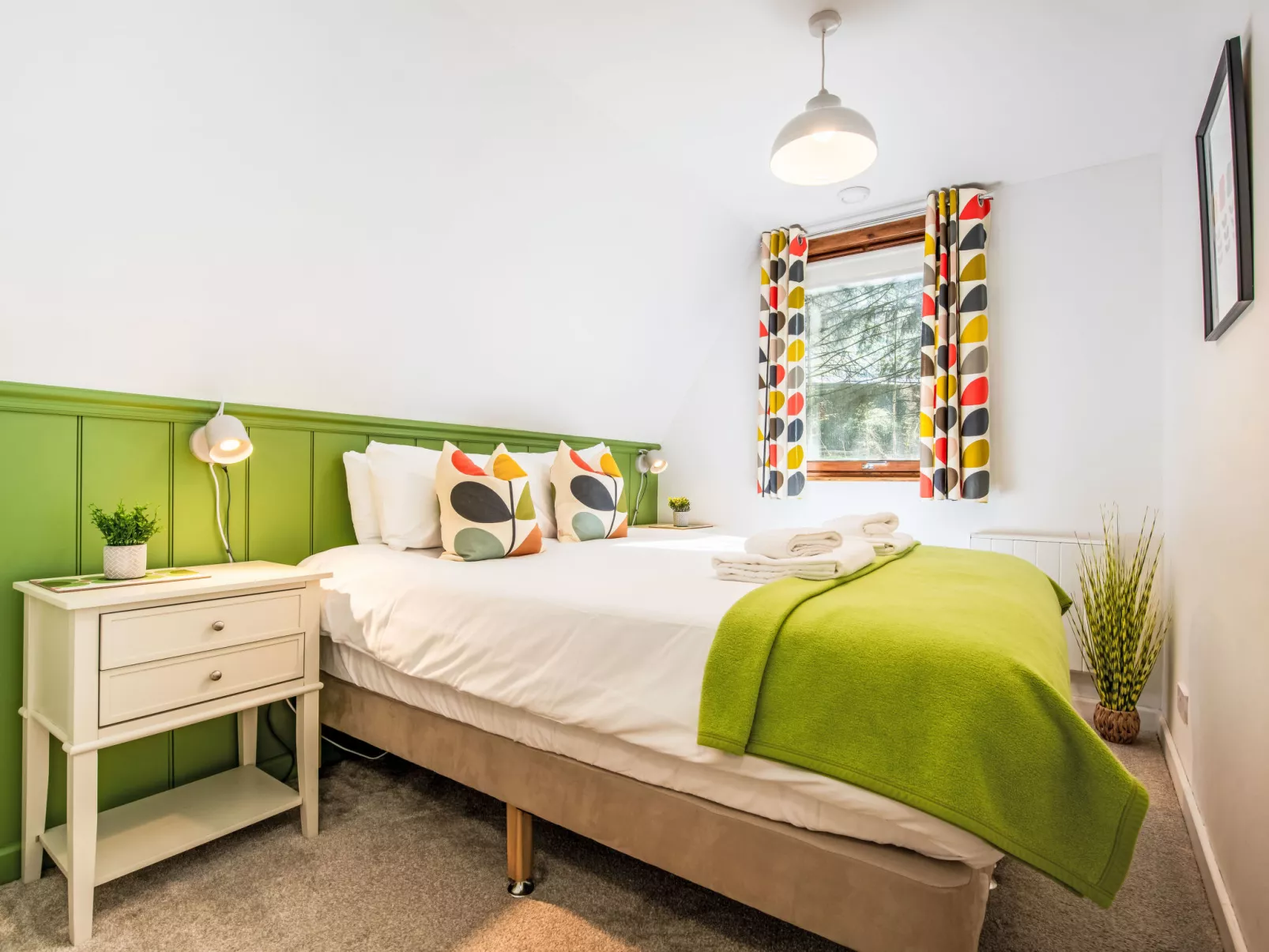 Pine Needle Lodge-Dedans