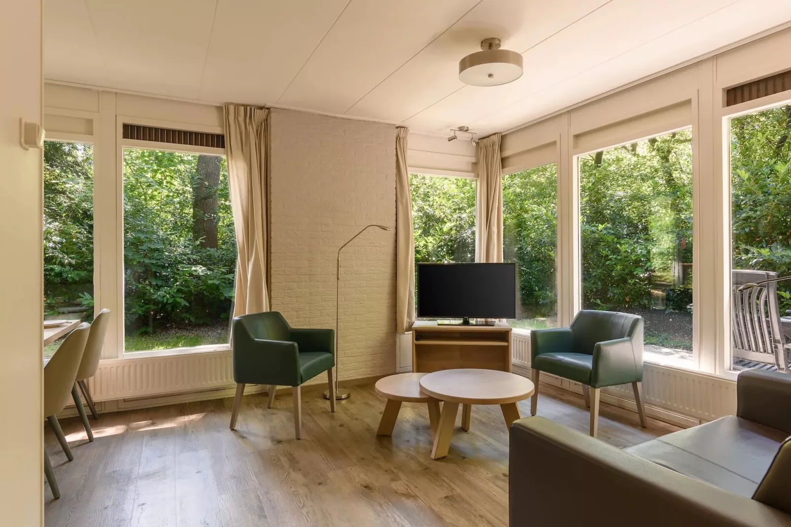 Bungalow 4C3 - Living room
