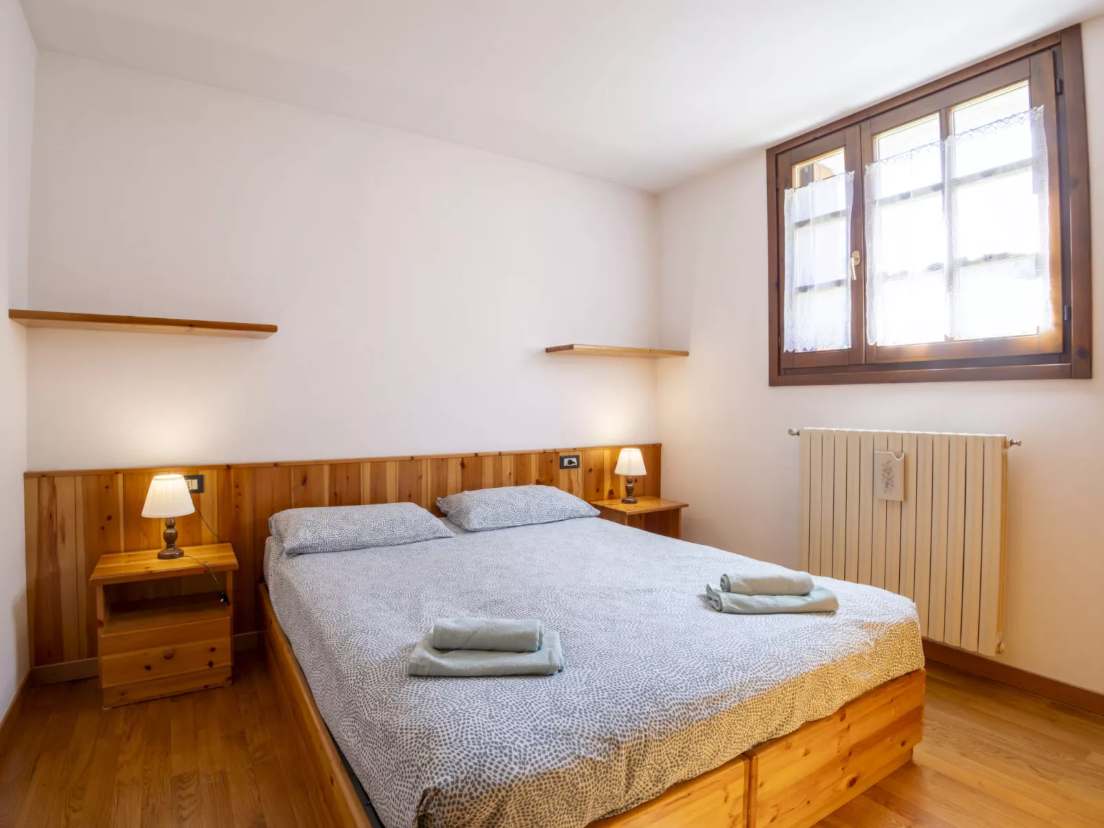 Monte Confinale Garden View-Drinnen