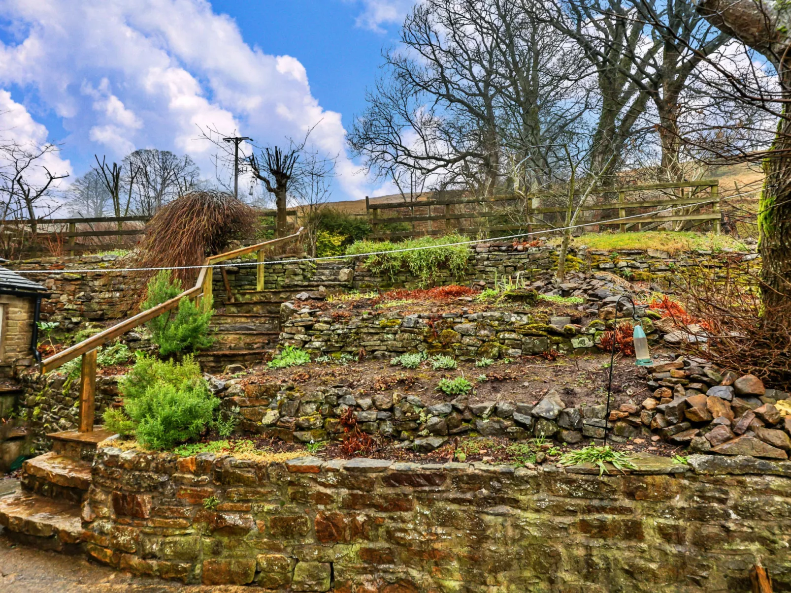 Swalebeck House-Outside