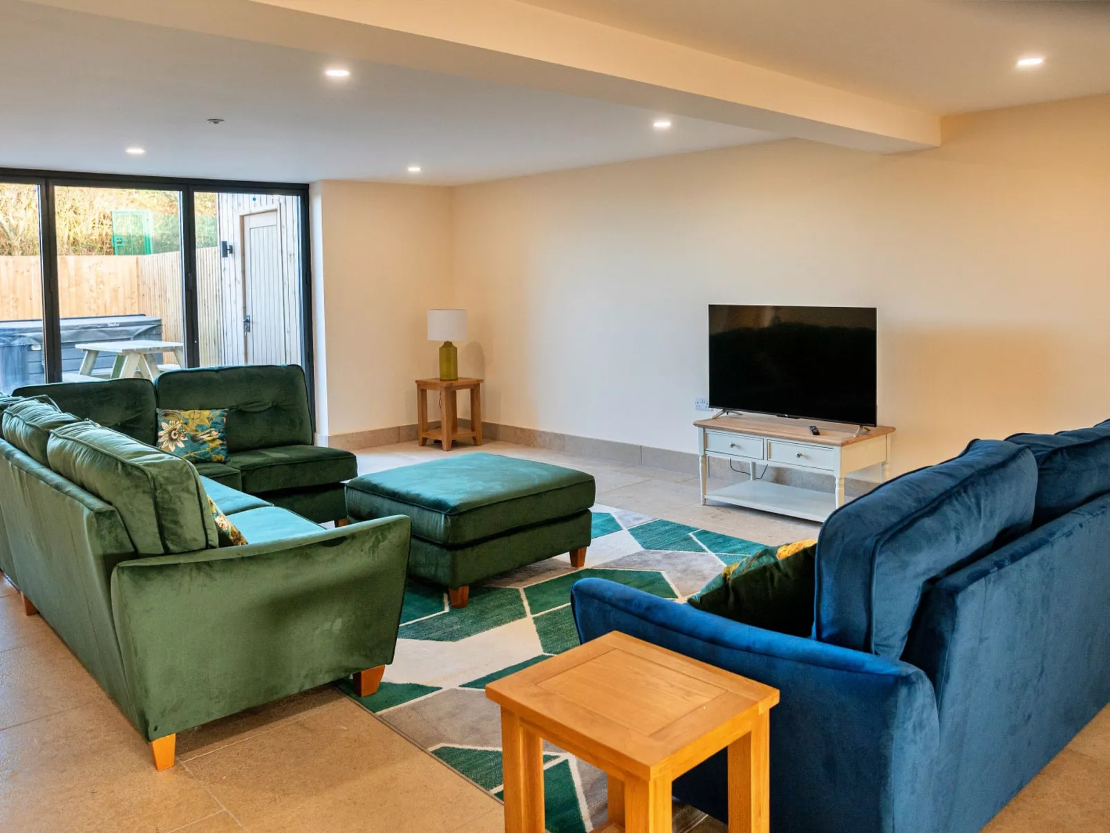 Little Rissington - Barn Five-Drinnen