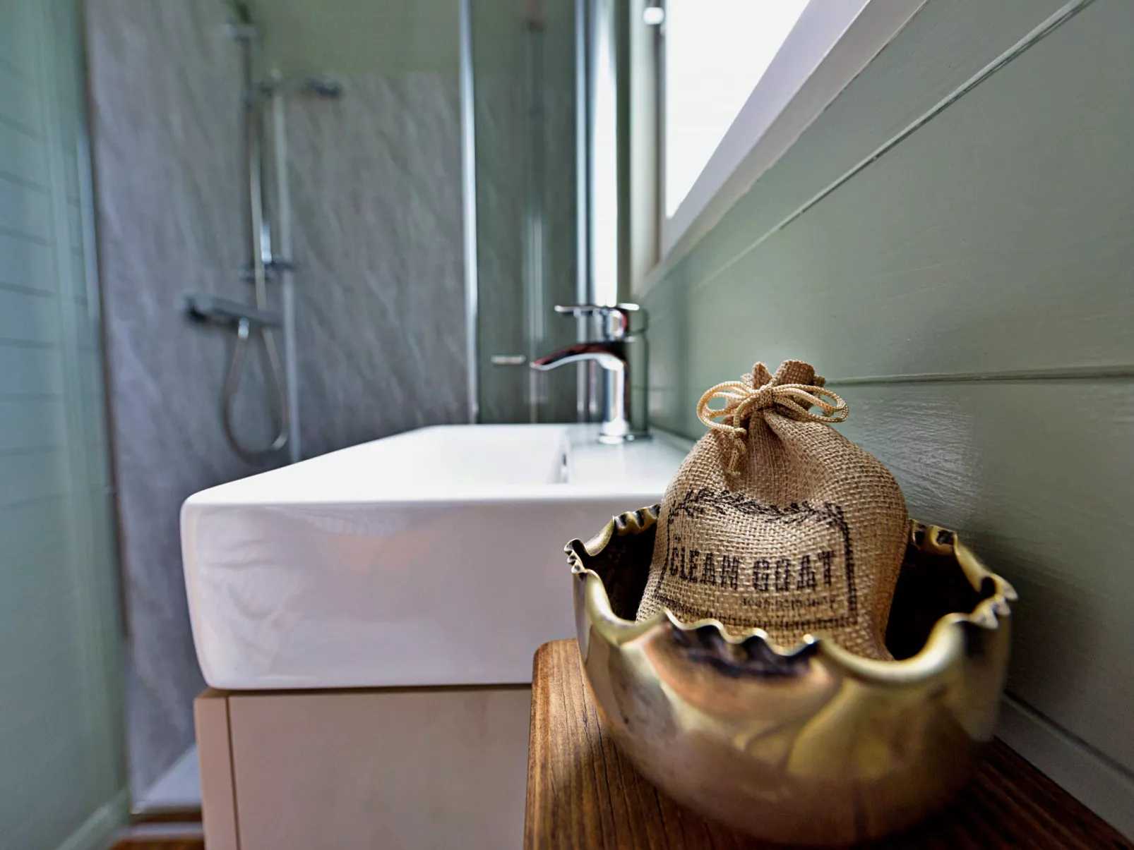 'Joan' Shepherds Hut-Dedans