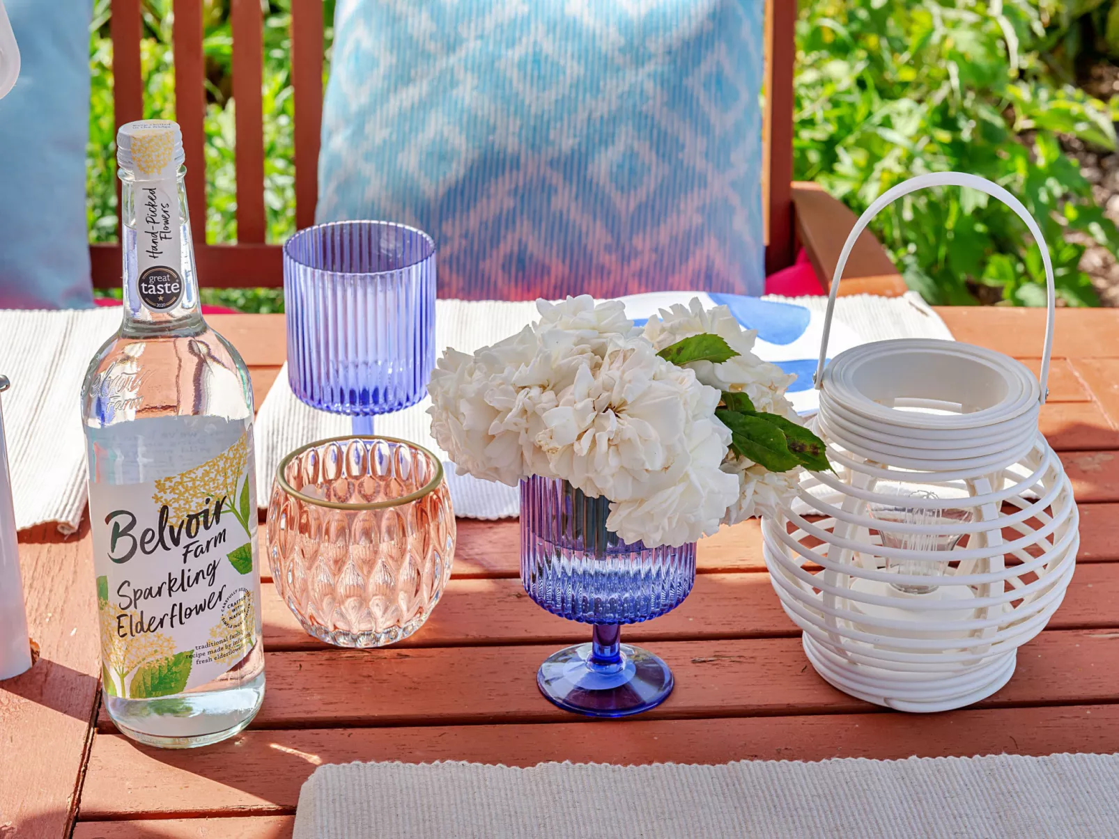 Shrawardine Train Carriage-Dedans