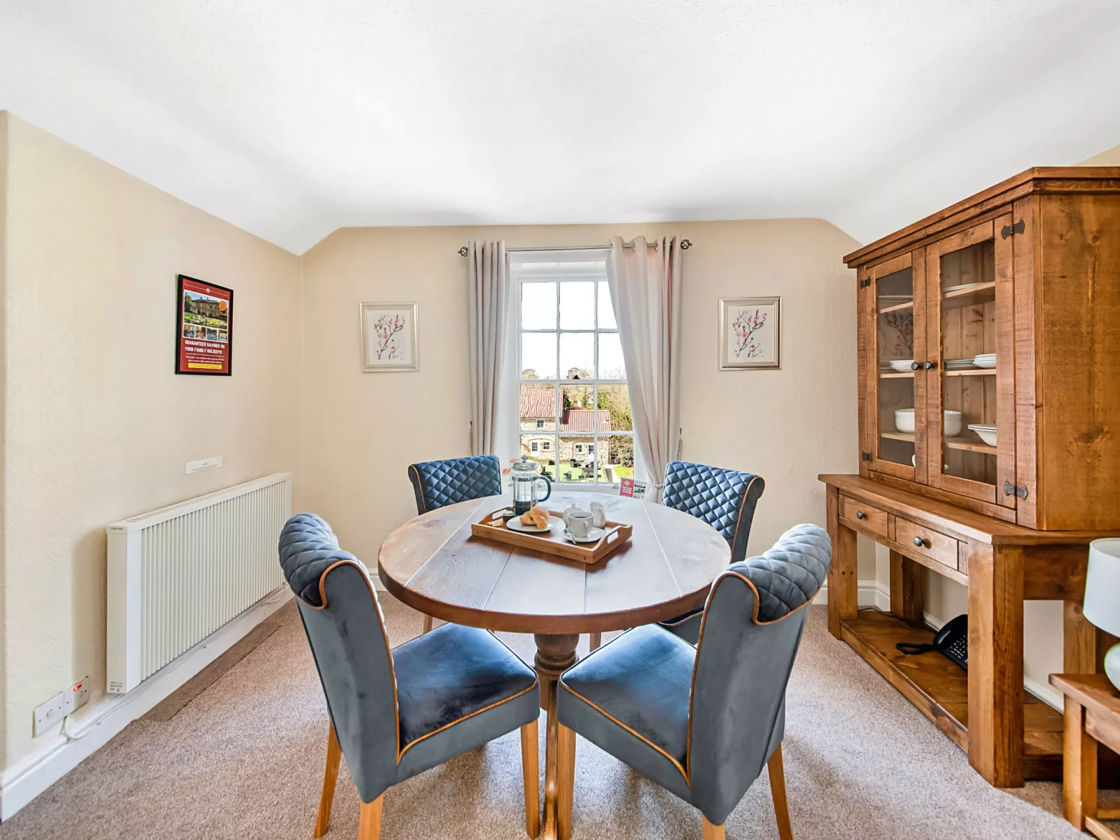 Pennine Hall Apt - Inside