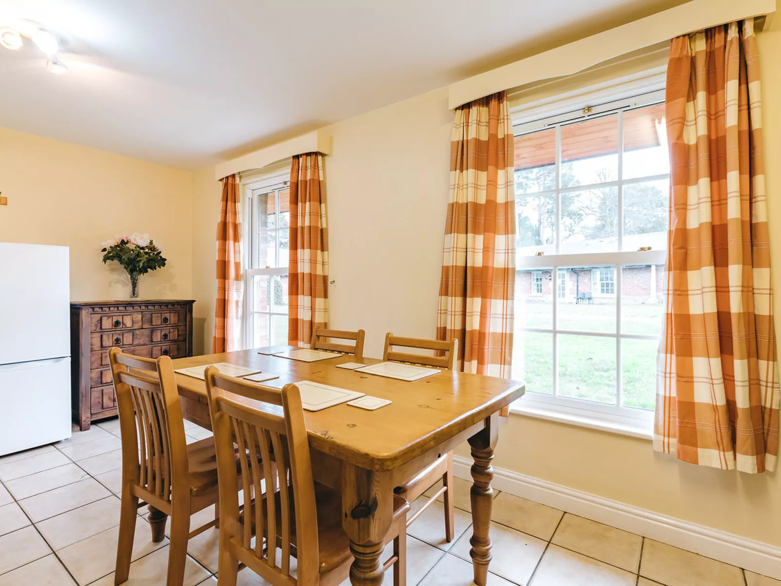 Netley Hall - Thyme-Inside