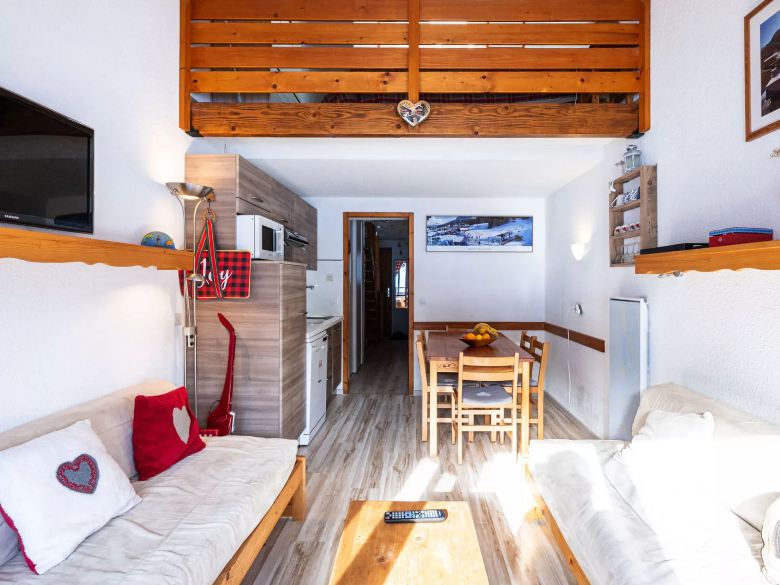 Grand Morillon-Inside