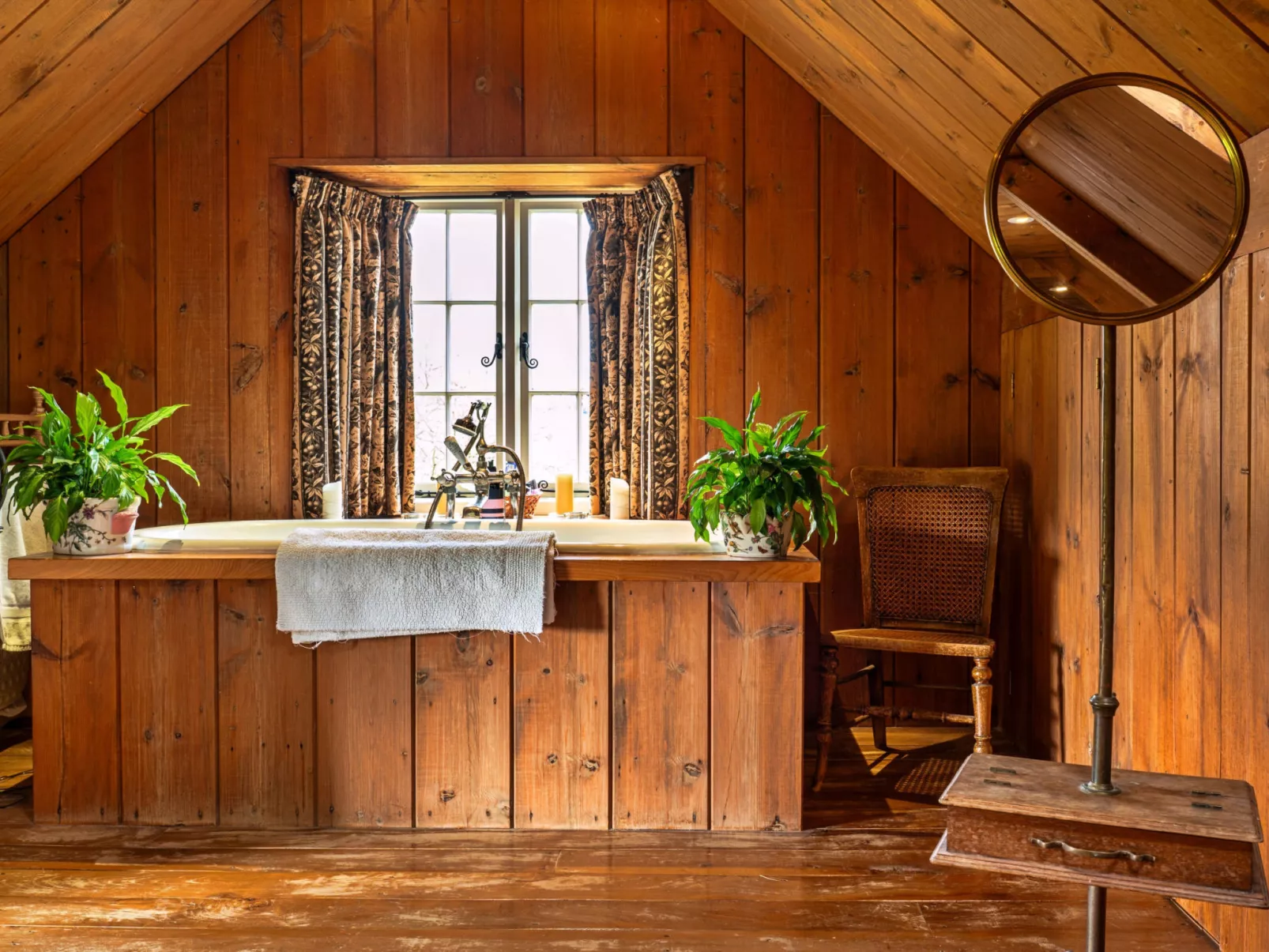 New Park Farm-Inside