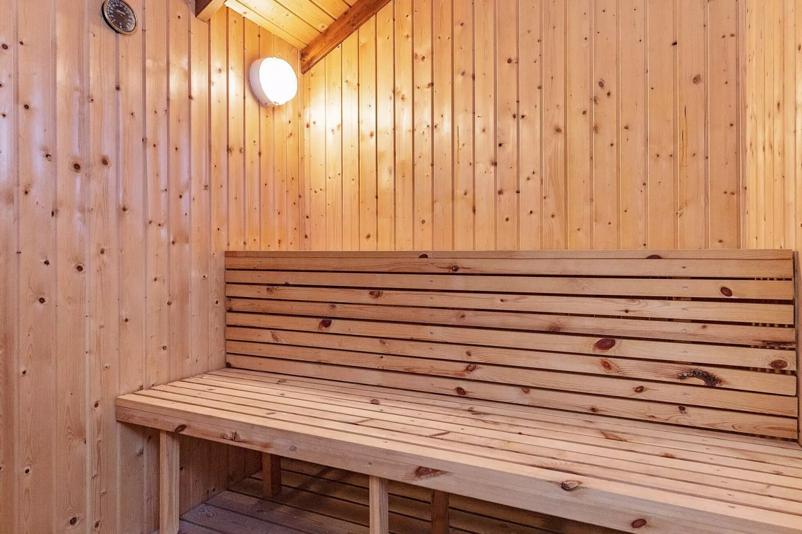 6 Personen Ferienhaus in Væggerløse-By Traum-Sauna