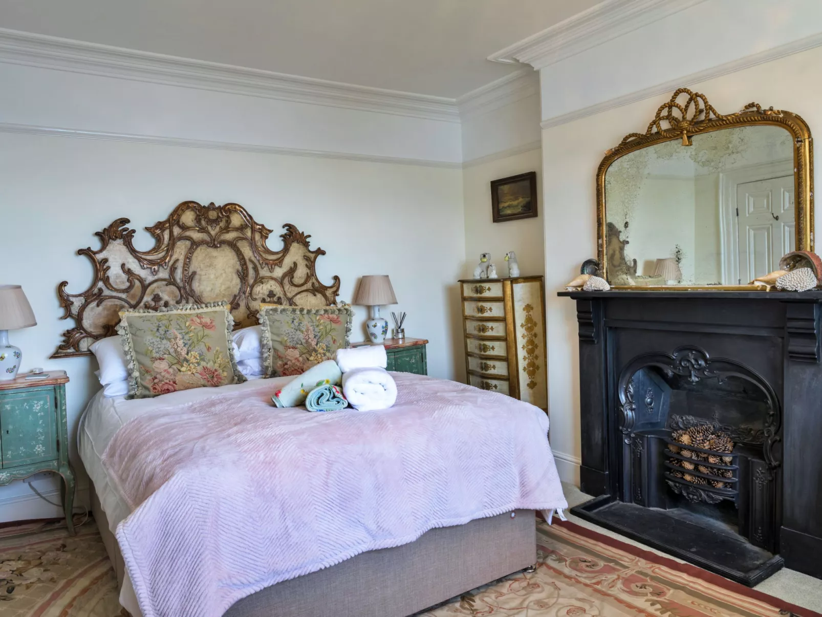 Penley Villa-Drinnen