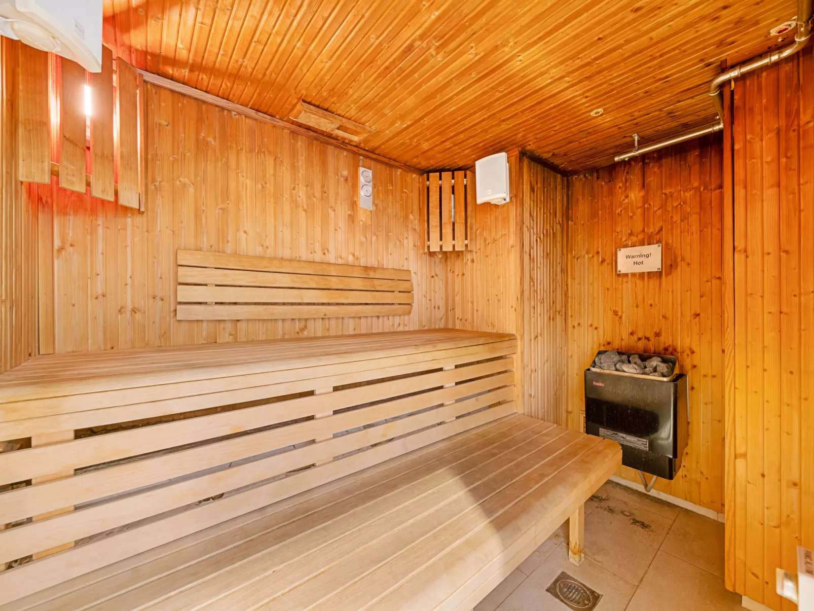 Roland House - Two Bedroom-Draußen