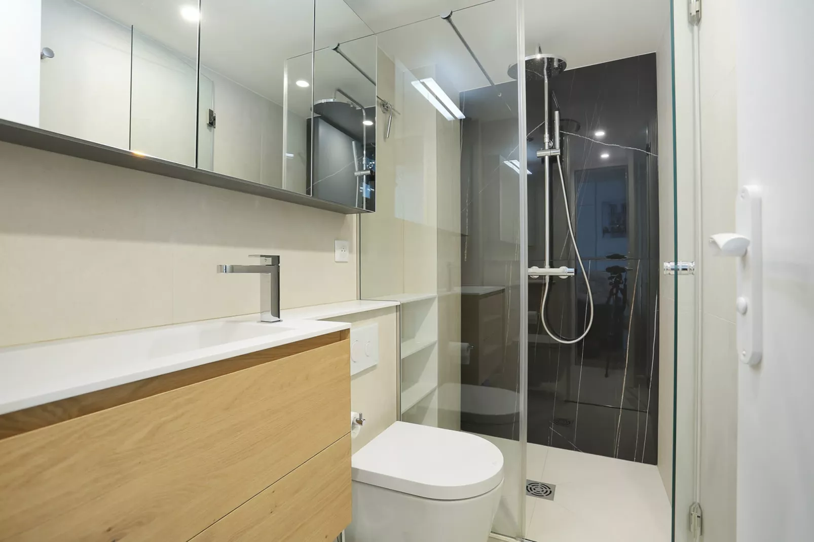 BOURG TIBOURG 2 NEW-Nicht zugeordnet