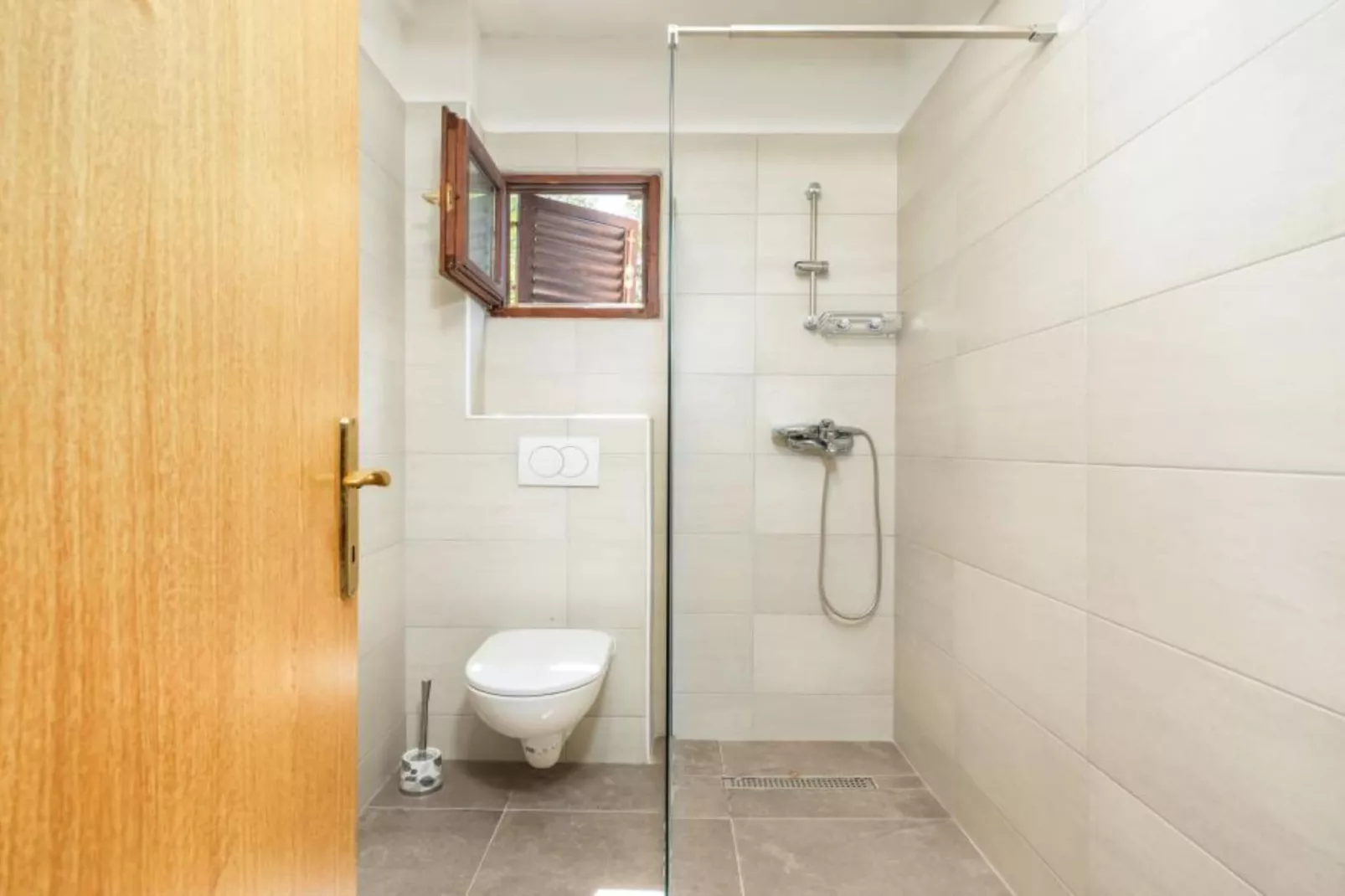 Apartments Manda - Double Room With Terrace (A6)-Bathroom
