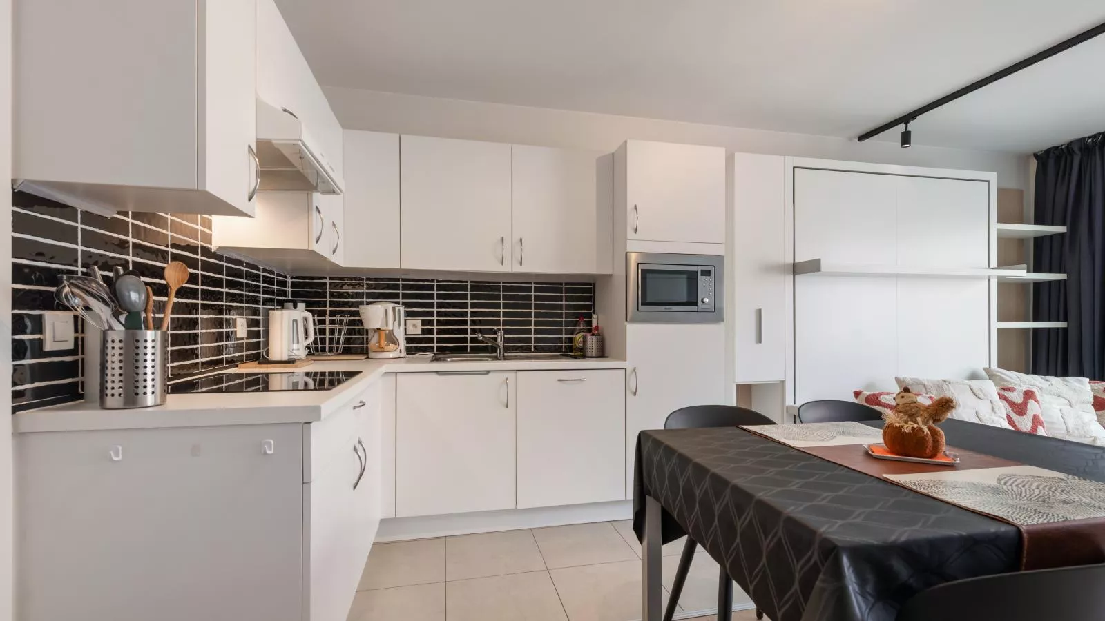 Tranquil à Deux-Kitchen