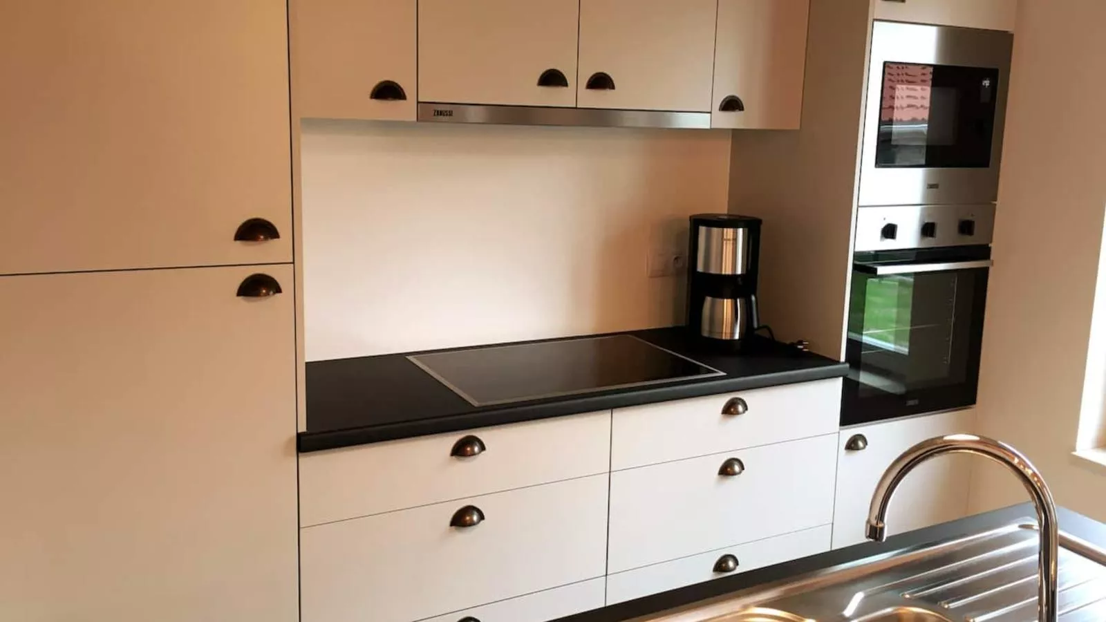 Westhinder I H88-Küche