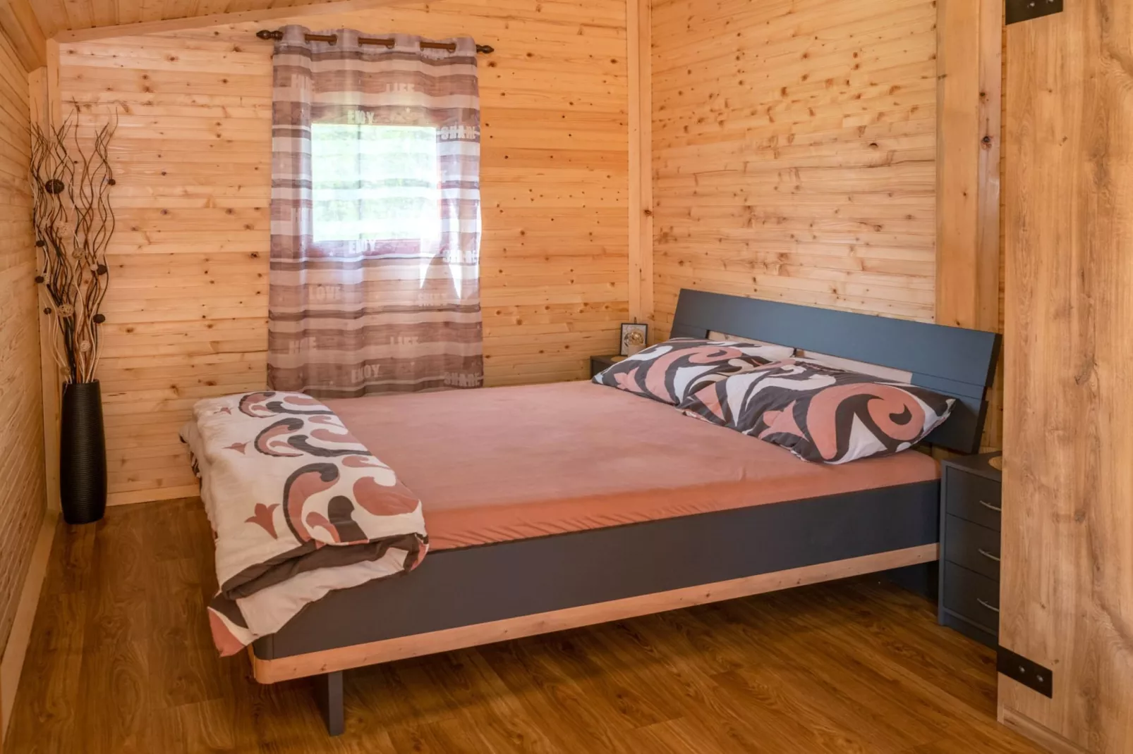 Robinzonski Kamp Hofman - Private Bungalow-Chambre