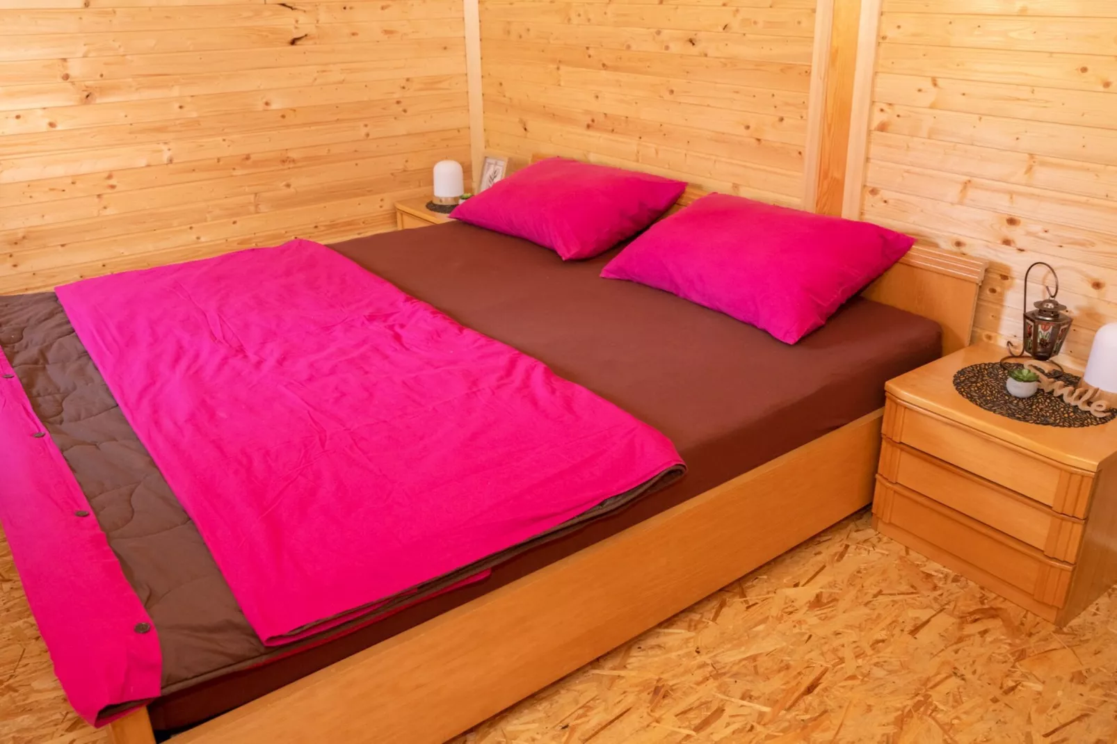 Robinzonski Kamp Hofman - Private Bungalow-Chambre