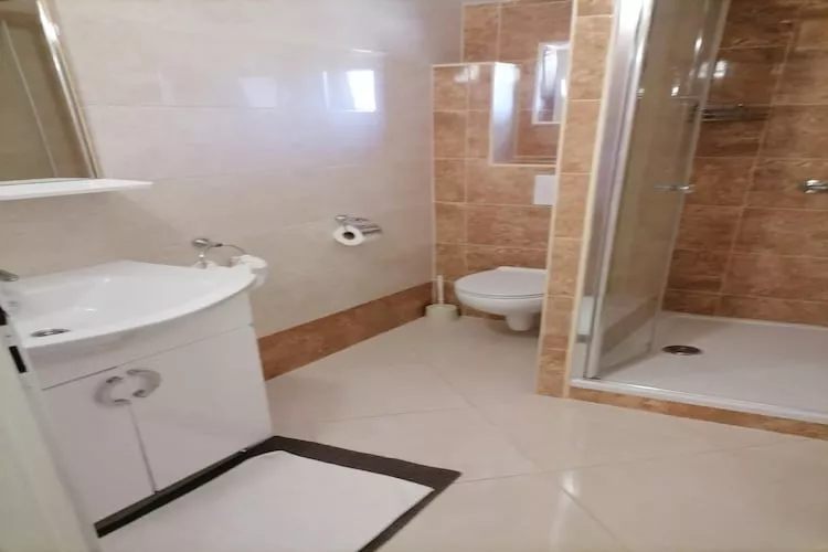 Apartments Libertas - One Bedroom Apartment with Terrace and Sea View- (8a)-Badezimmer