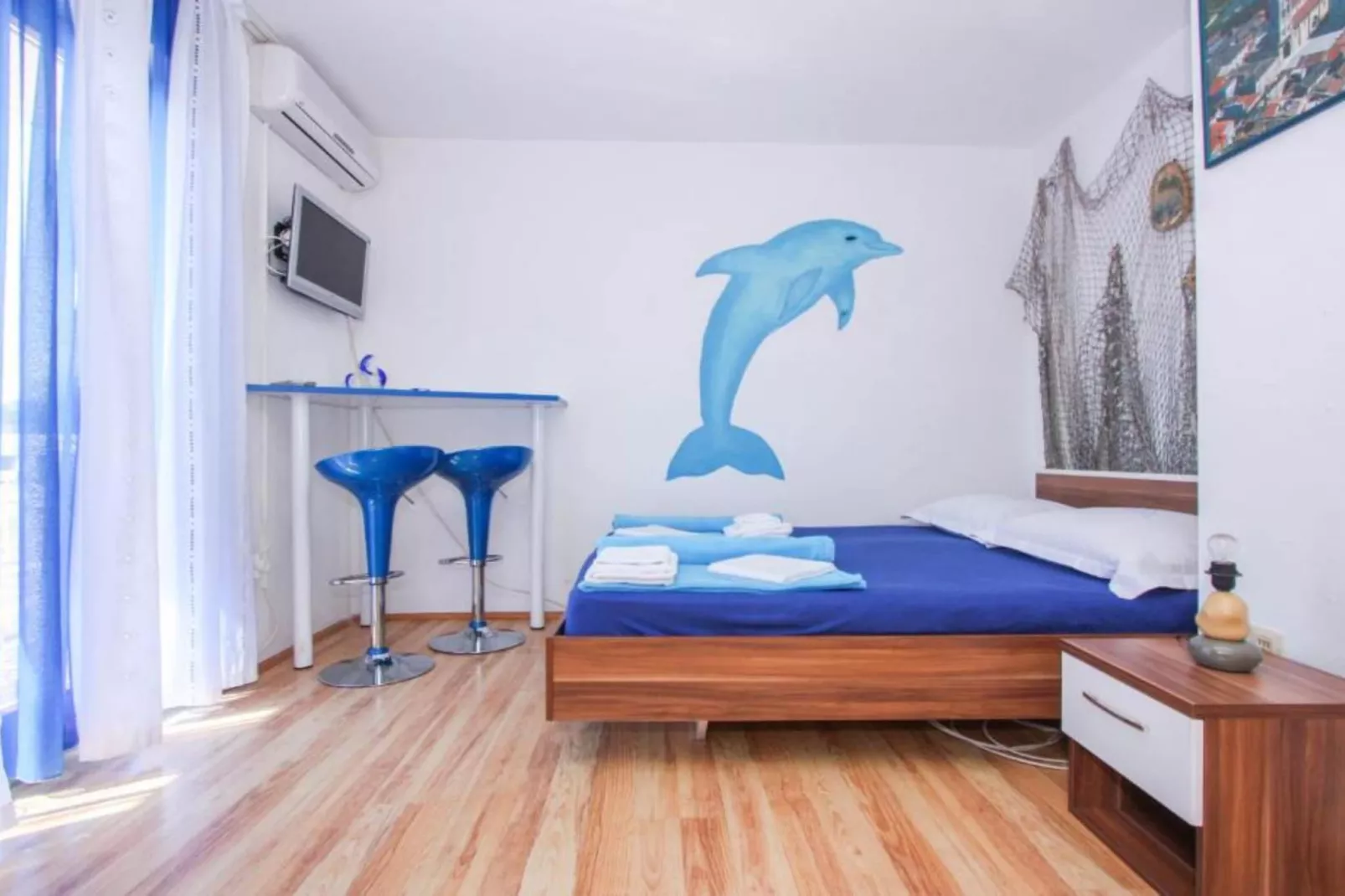 Peaceful Apartments With Style - Classic Studio-Bedroom