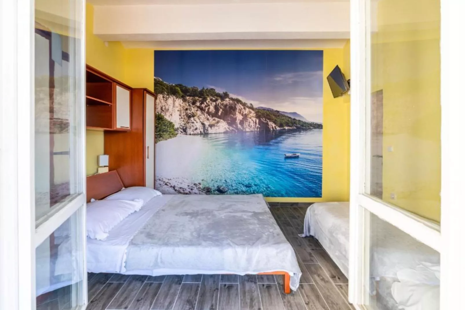 Apartments Ribarević - Three Bedroom Apartment With Terrace and Sea View-Schlafzimmer