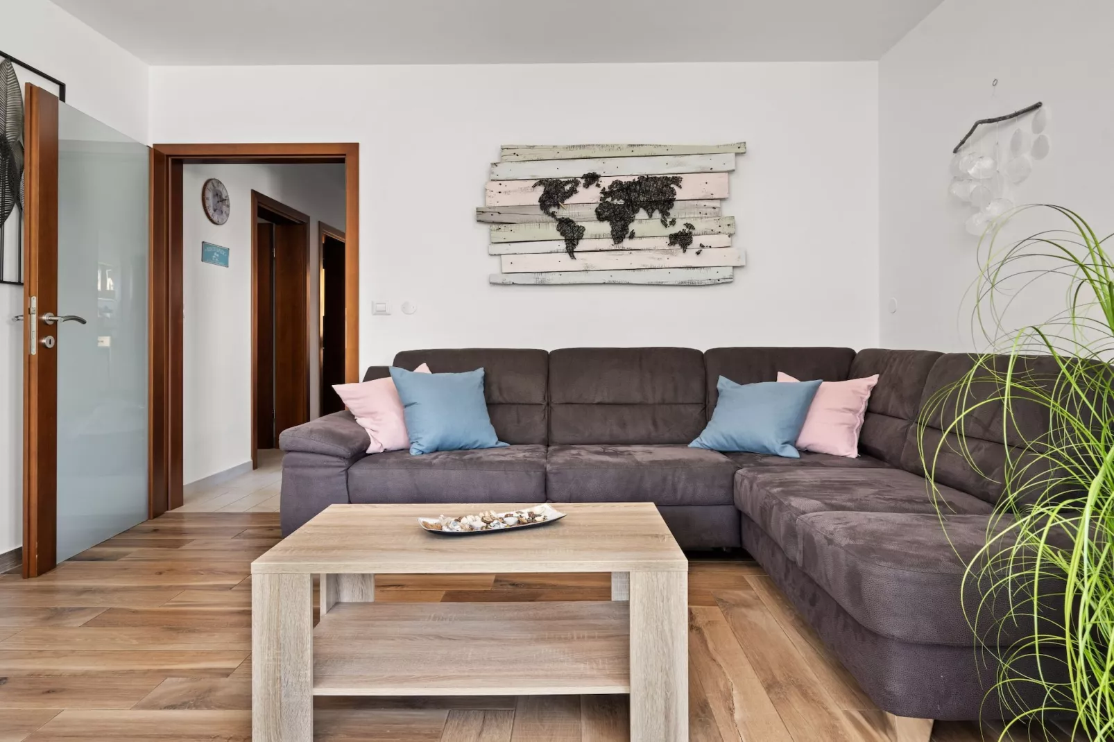 Holiday Home Mlačić - Three Bedroom Holiday Home with Pool-Salon