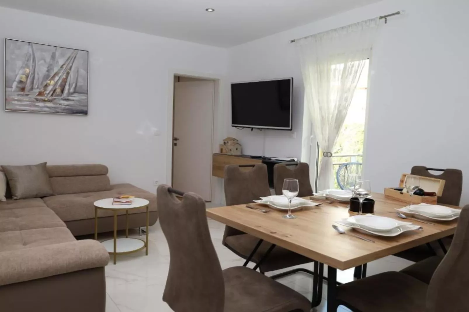 Dalmata D - Two Bedroom Apartment with Terrace-Dining room