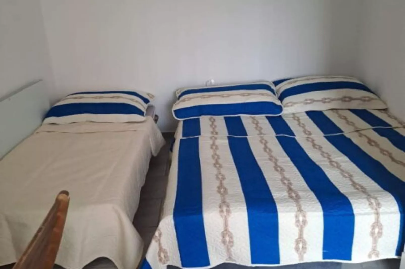 Apartments Boris Donji Karin - One Bedroom Apartment (Classic Apartment)