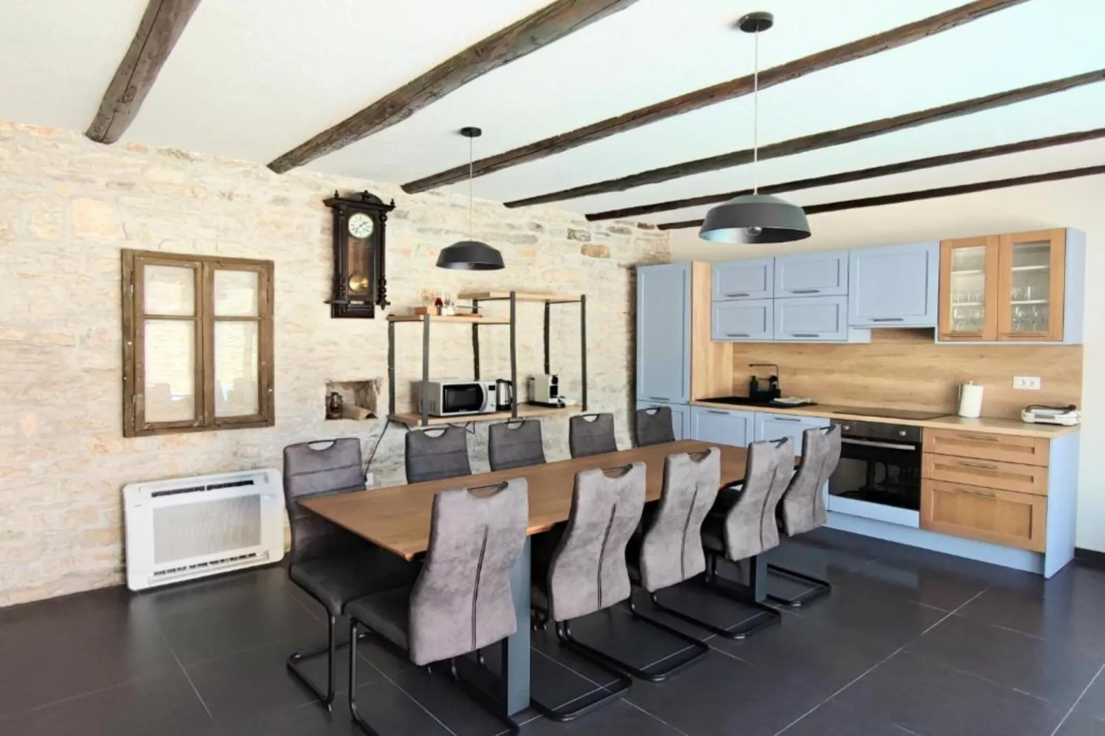 Villa Galant with Pool & Sauna Maružini-Salle à manger