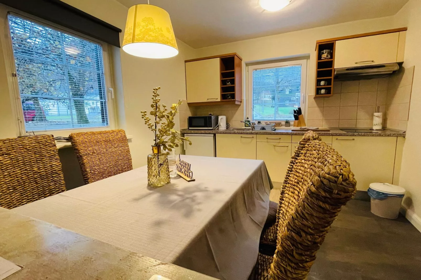 Rustic and Radiant Retreat Apartments with Terrace - Classic One Bedroom Apartment with Terrace (owner app 12)-Dining room