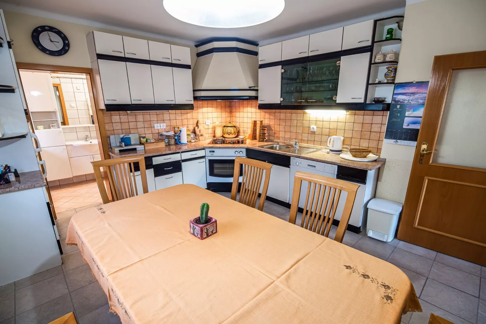 Relaxing Retreat with Hot Tub in Sevnica - Three Bedroom Apartment-Kitchen