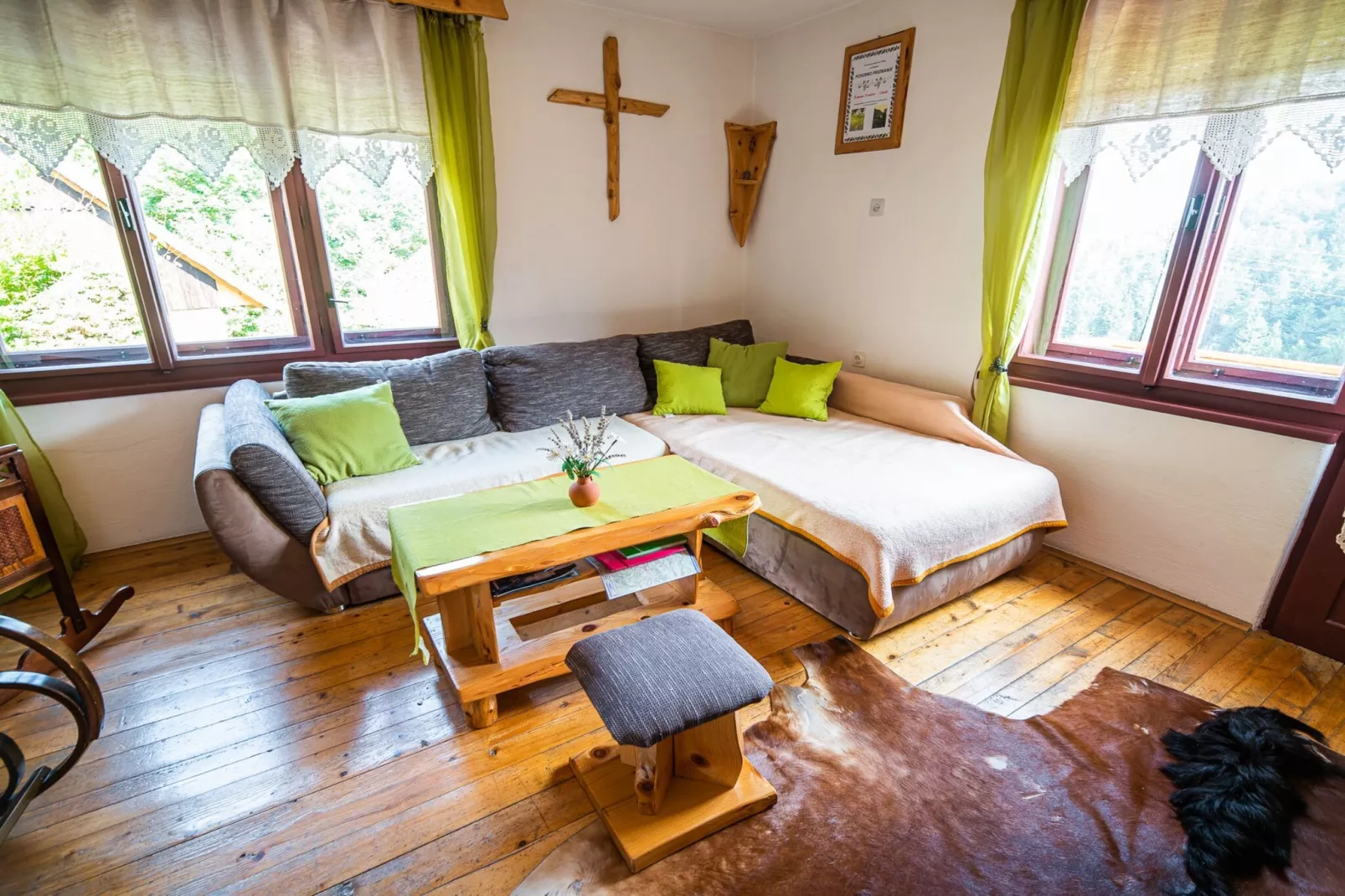 Bloomfield Retreat Country House with Sauna - Three Bedroom Country House-Wohnzimmer