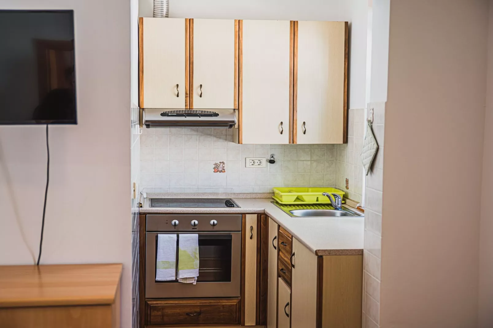 Bovec Picturesque Mountain Vista Residences - One Bedroom Apartment (owner C)-Küche